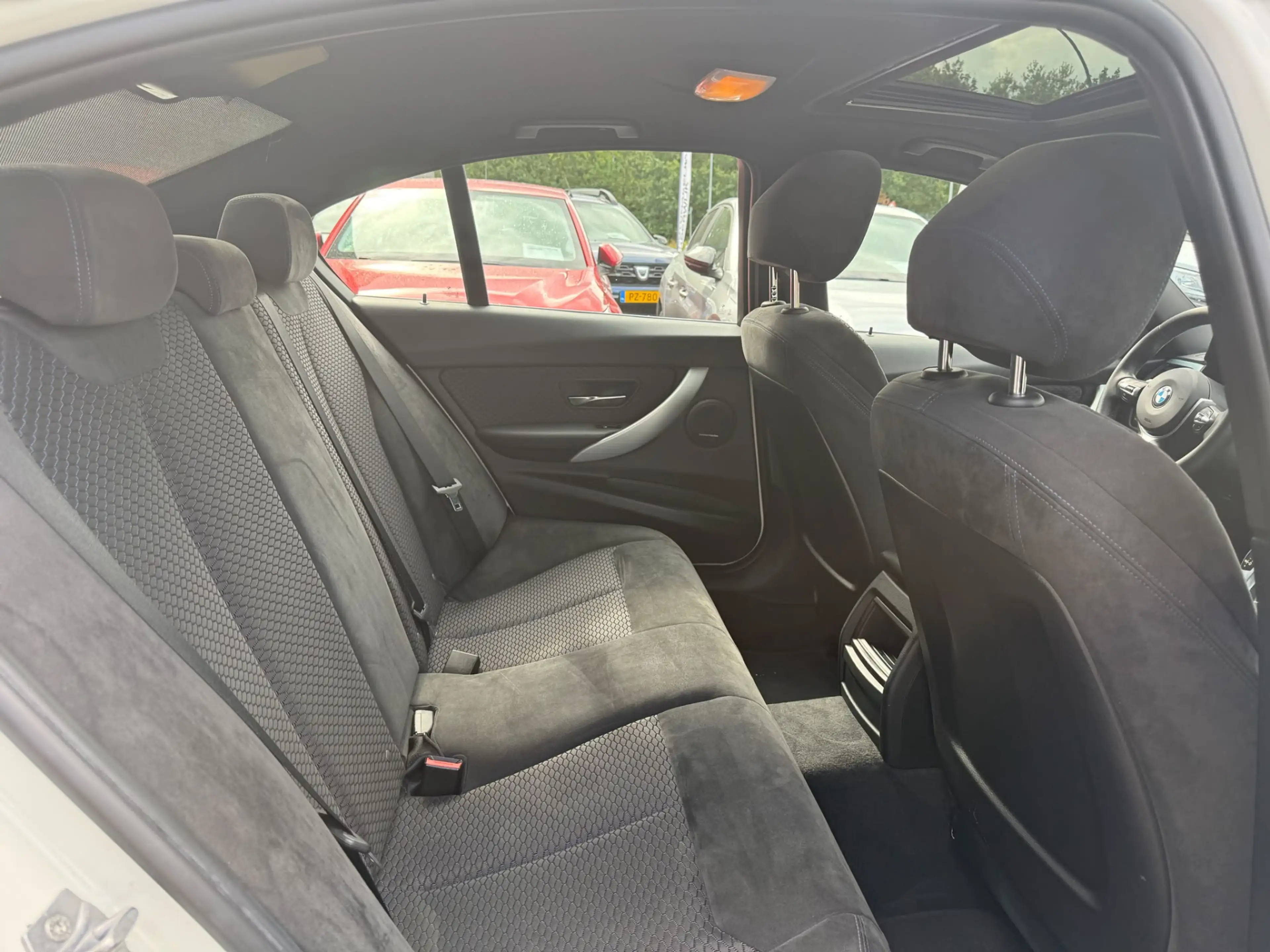 BMW 316 3-serie 316i M Sport Edition | NIEUWE APK | 3/6 of — photo 16