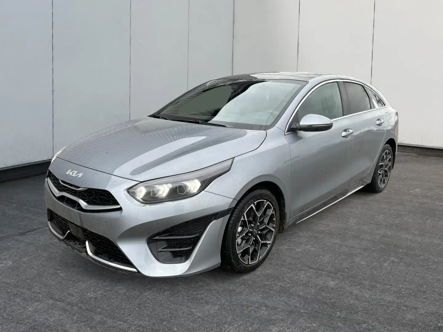 Kia ProCeed / pro_cee'd Ultimate Edition DCT+PANO+NAVI+ACC+KAMERA+LED+S... Silber - 1