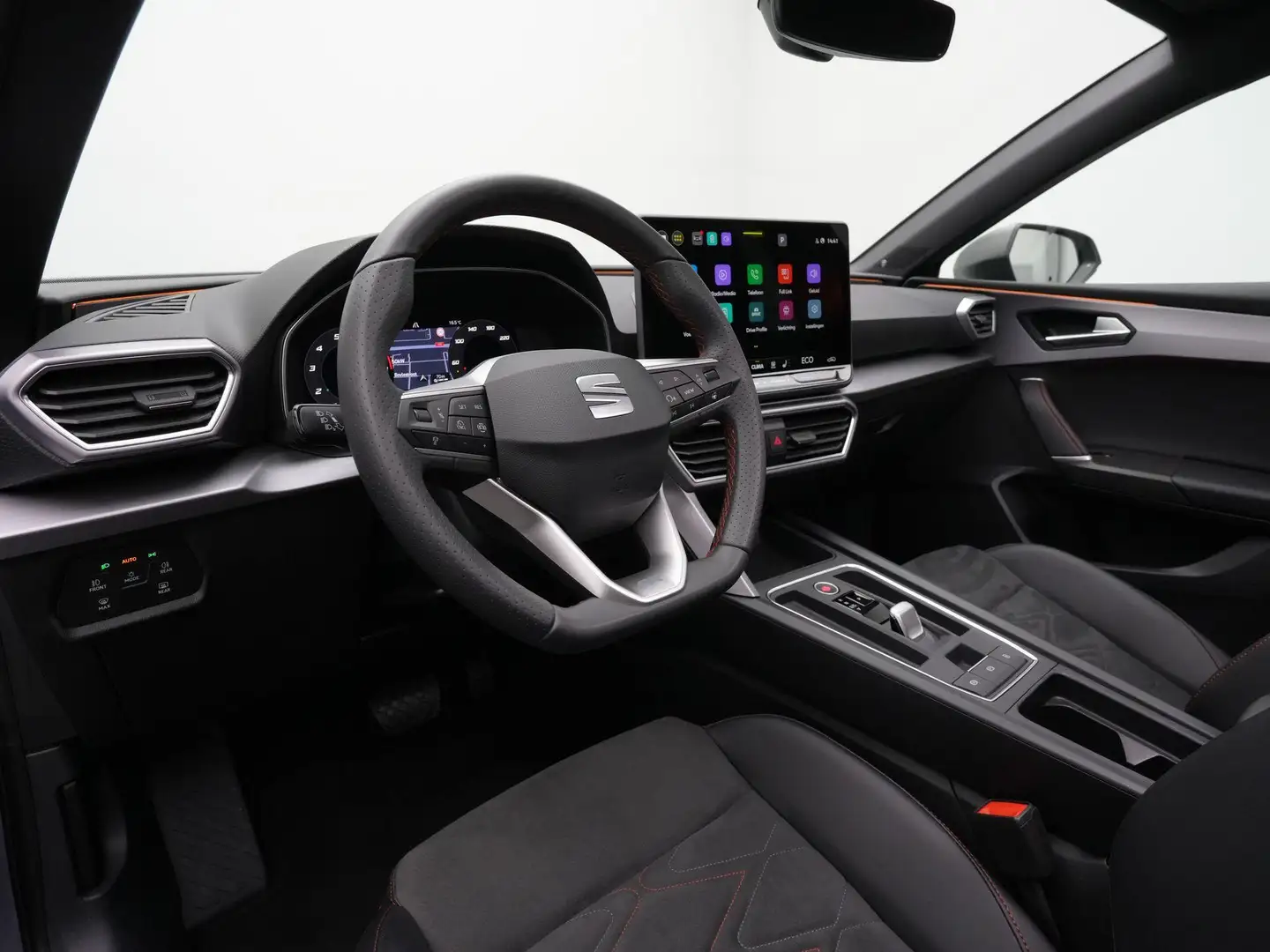 SEAT Leon e-Hybrid Sportstourer 1.5 TSI 204 pk DSG FR Business | Pano Grigio - 2