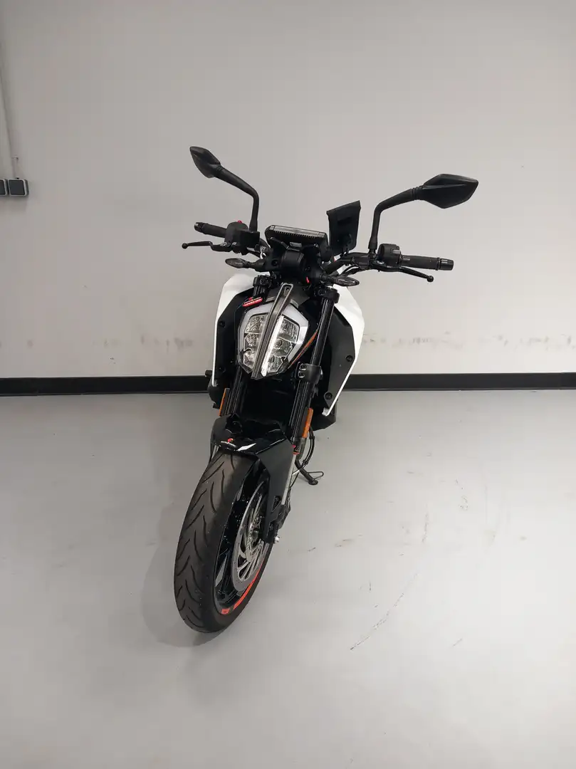 KTM 390 Duke - 2