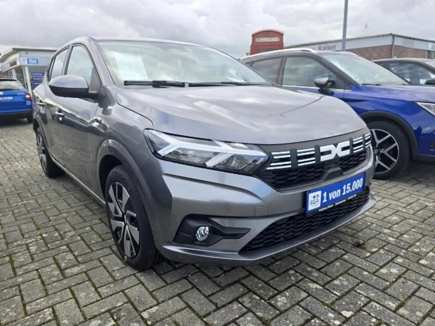 Dacia Sandero Expression KAMERA+SHZ+PDC+DAB+ KLIMA 1.0 TCe.. Grau - 1