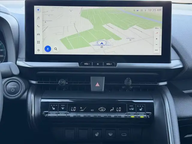 Toyota C-HR view 14