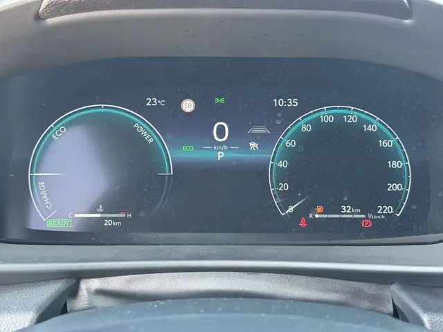 Toyota C-HR view 11