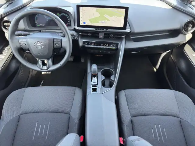 Toyota C-HR view 13