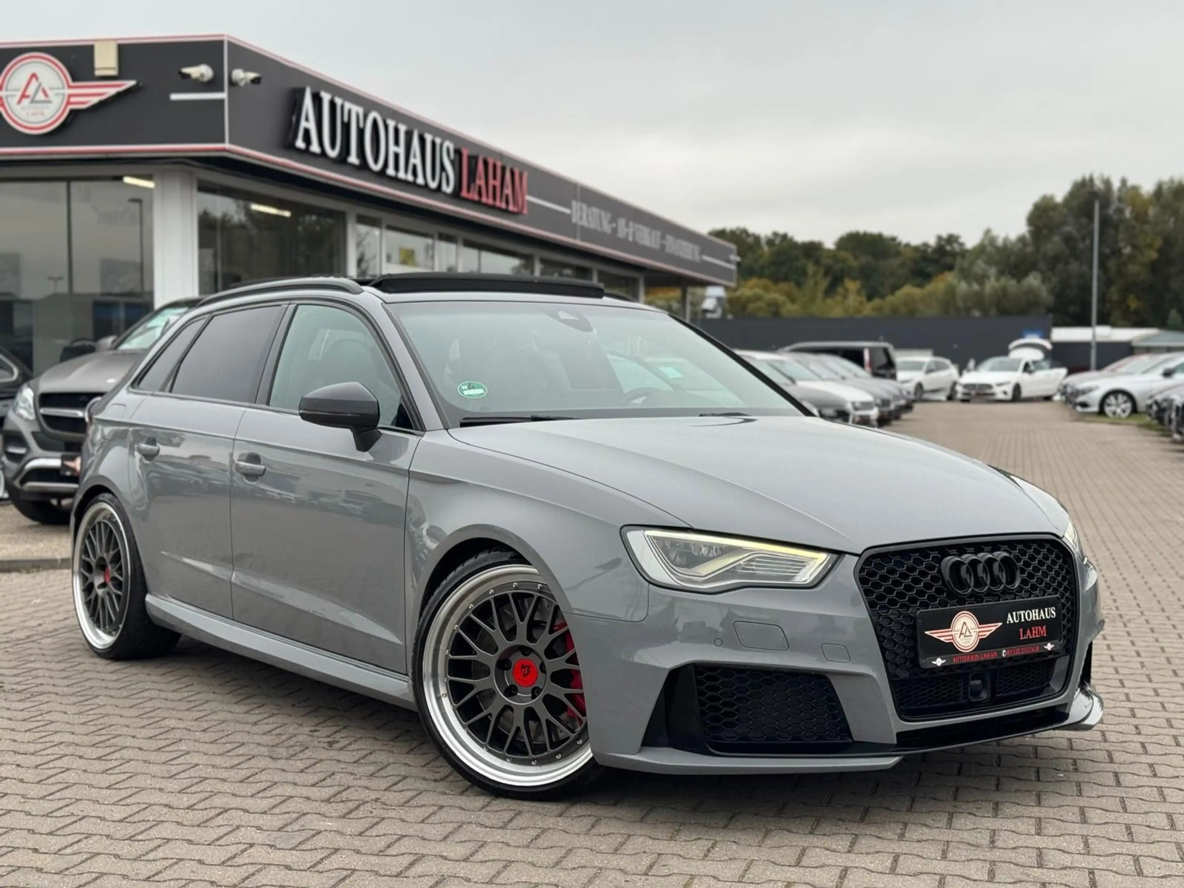 Audi RS3 RS 3 Sportback 2.5 TFSI quattro"PANO"KEYLESS"ACC