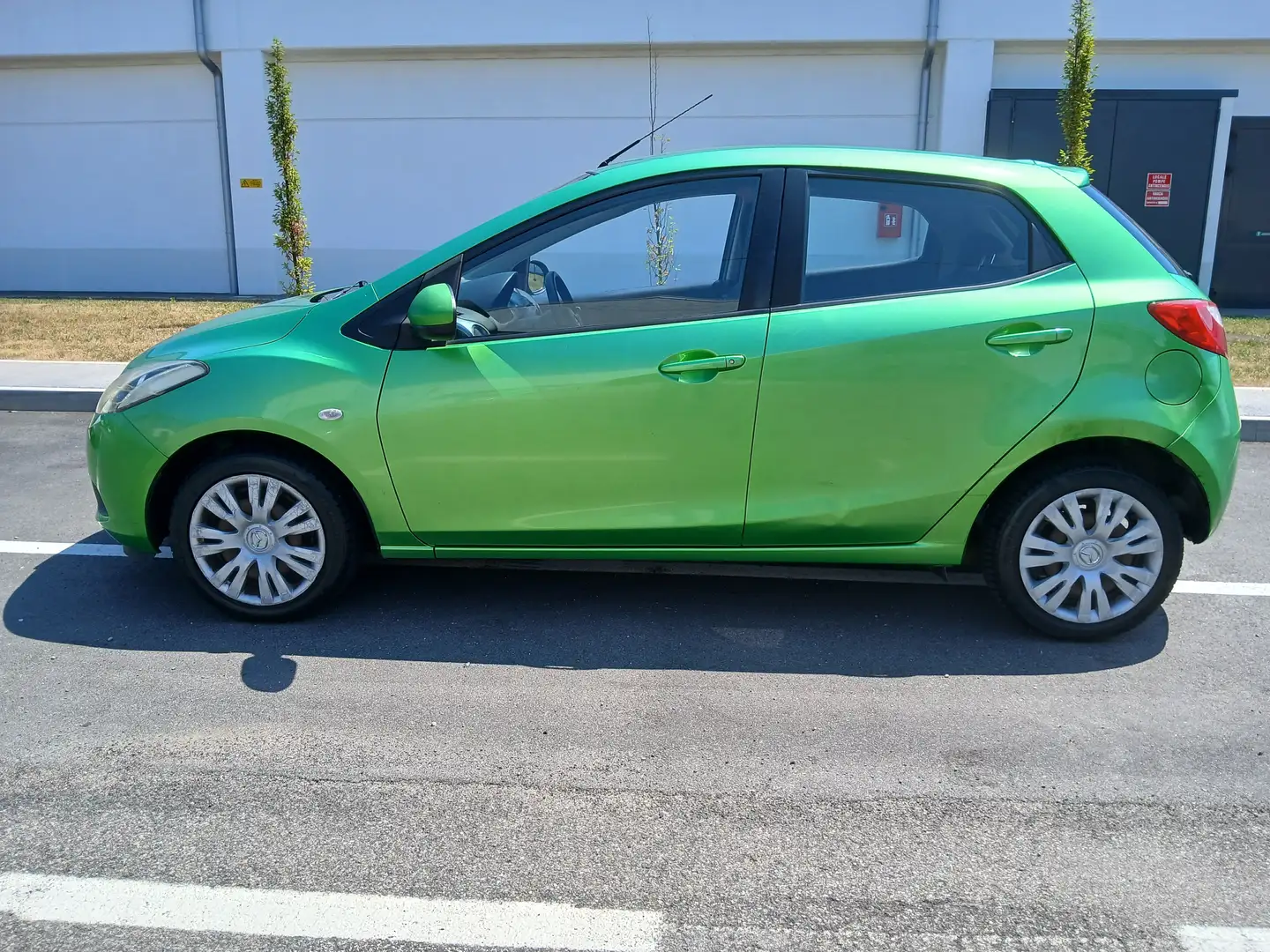 Mazda 2 2 1.4 tdi 68cv Per Neopatentati Vert - 1