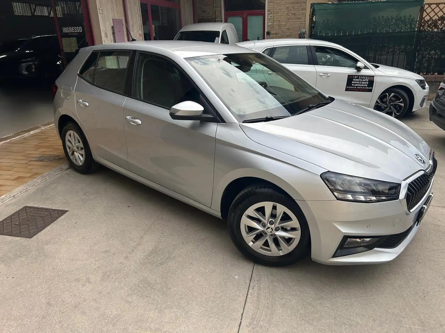 Skoda Fabia Fabia 1.0 mpi evo Style 80cv Argent - 1