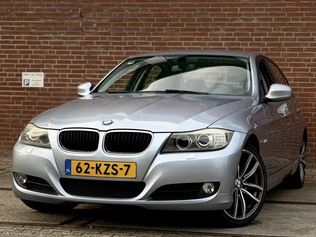 BMW 318 2010 из Европы — купить под ключ