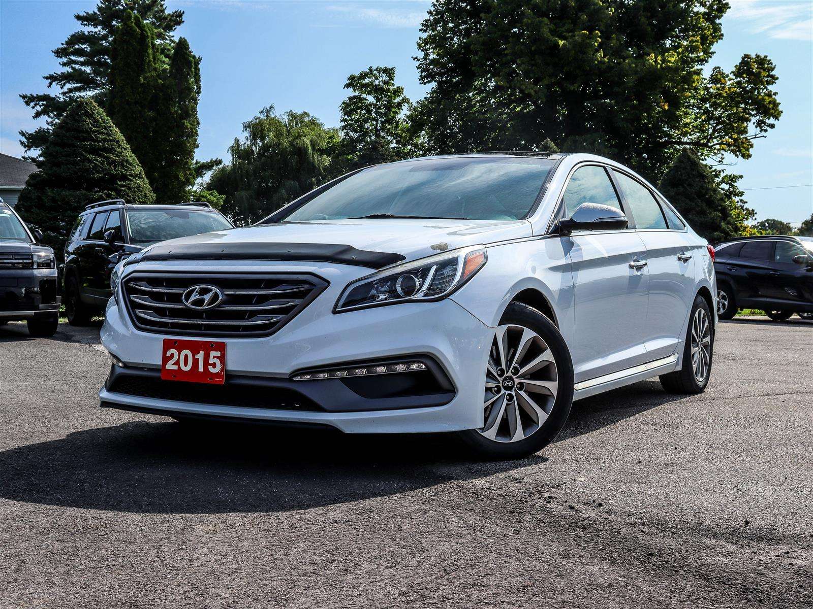 White 2015 Hyundai Sonata Sedan Automatic