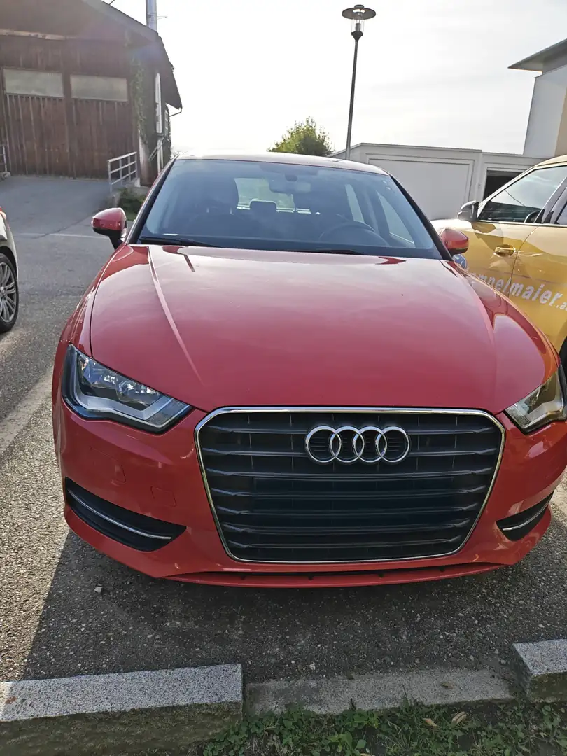 Audi A3 A3 SB 1,2 TFSI Ambiente Ambiente Rot - 1