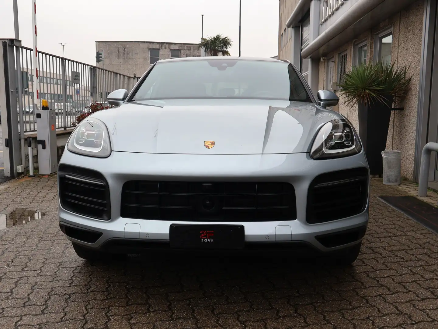 Porsche Cayenne Coupe 3.0 tiptronic Grau - 2