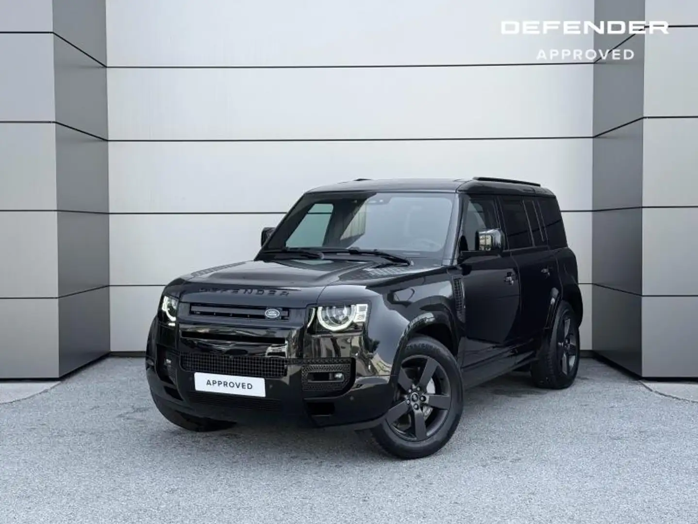Land Rover Defender 110 2.0 P300e X-Dynamic SE Noir - 1