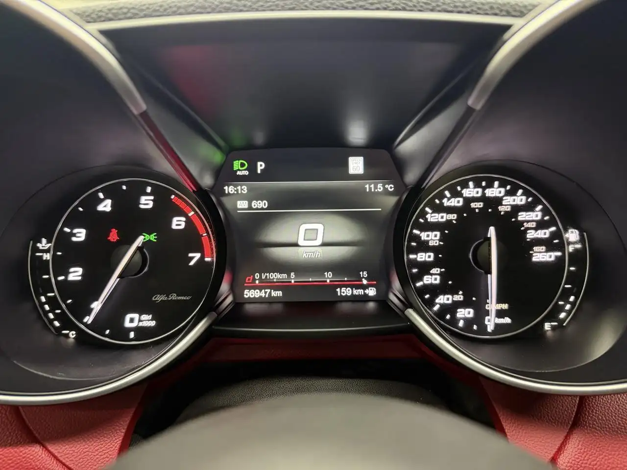 Alfa Romeo Giulia снимка Alfa Romeo Giulia