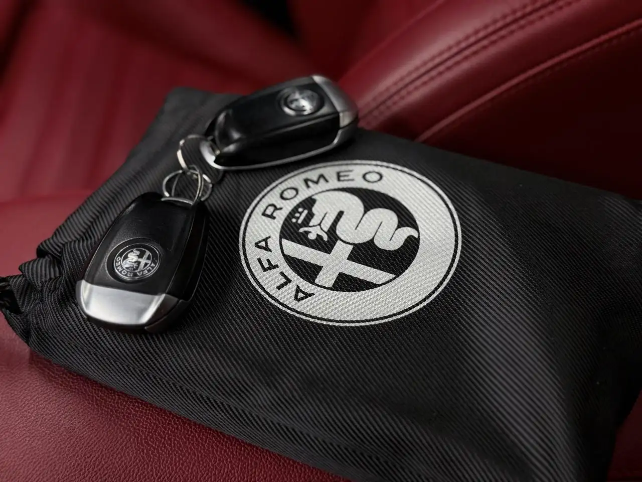 Alfa Romeo Giulia снимка Alfa Romeo Giulia