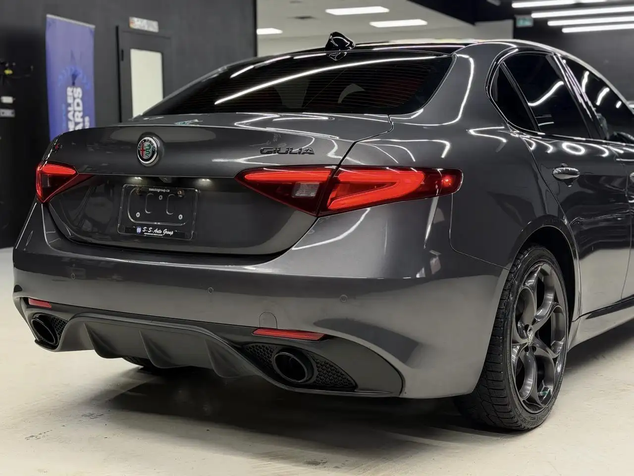 Alfa Romeo Giulia снимка Alfa Romeo Giulia