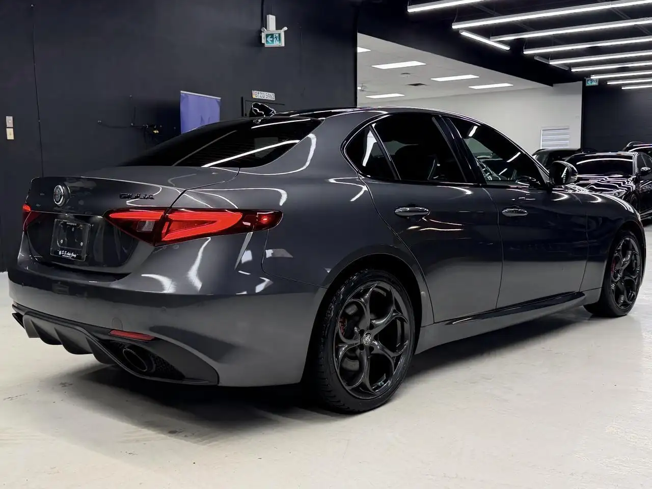 Alfa Romeo Giulia снимка Alfa Romeo Giulia