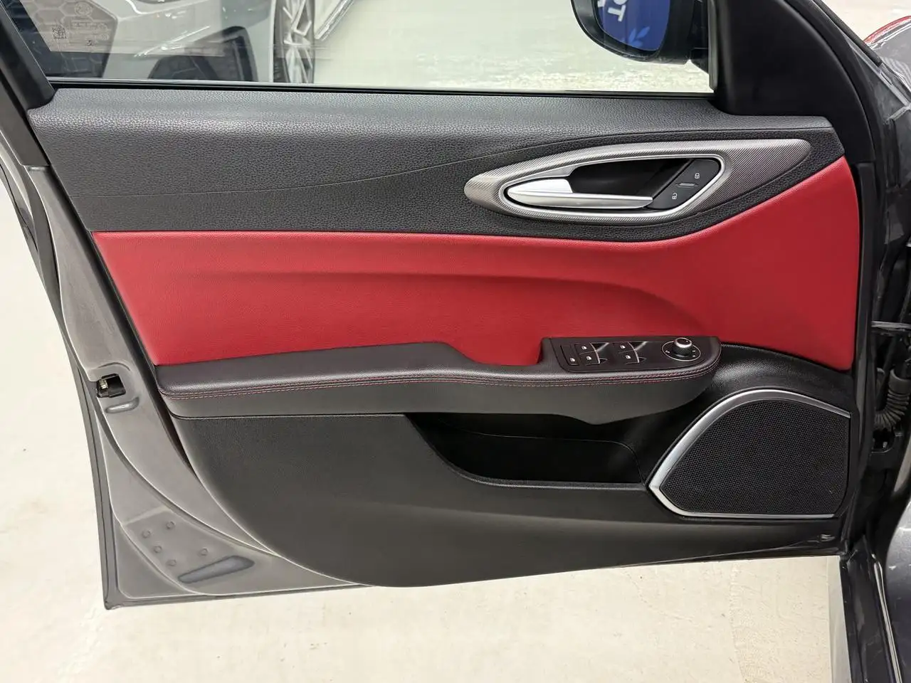 Alfa Romeo Giulia снимка Alfa Romeo Giulia
