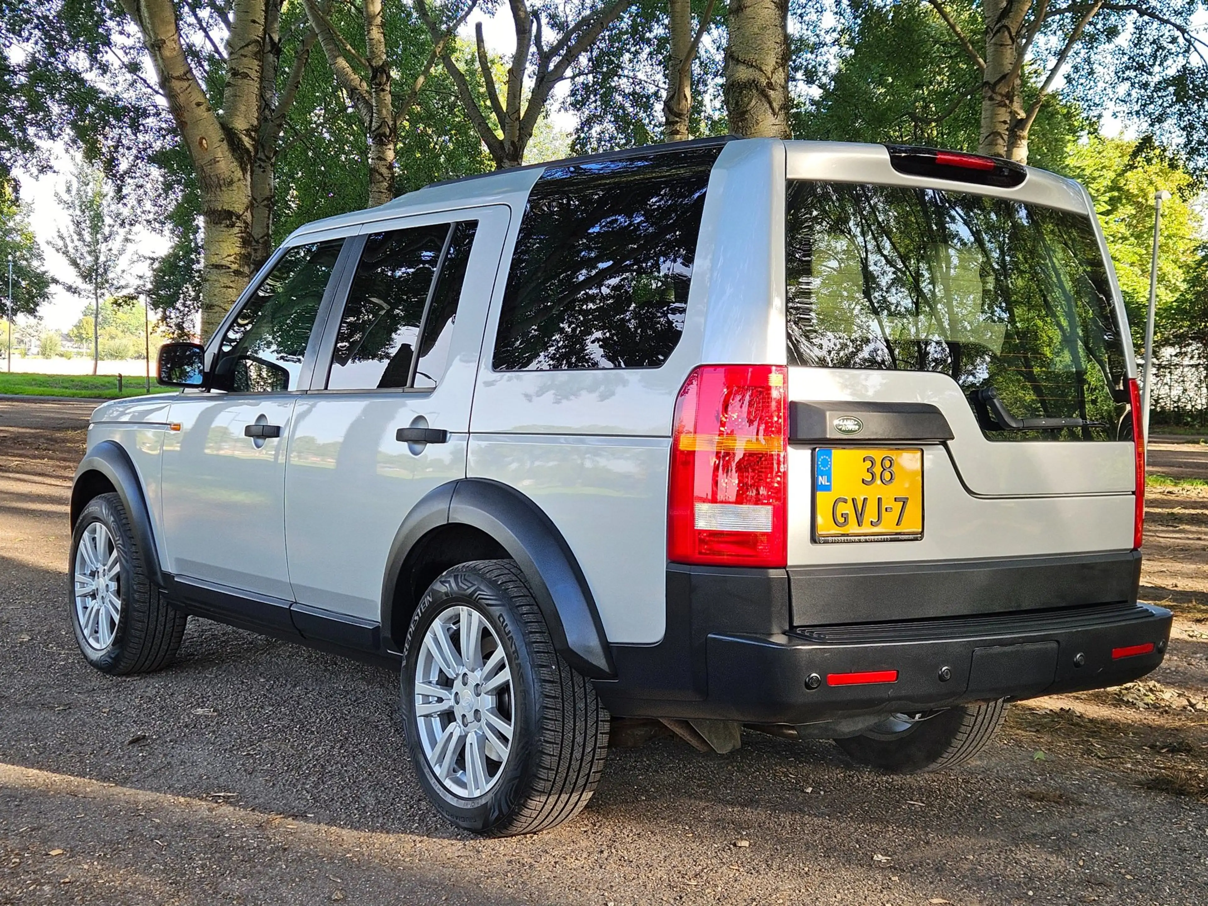 Land Rover Discovery 4.4 V8 7p — photo 4
