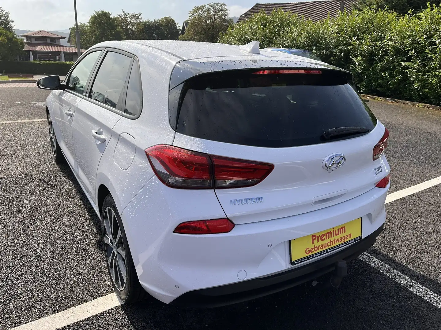 Hyundai i30 1.4 T-GDI YES! Alu 17" Navi SHZG RFK Weiß - 2