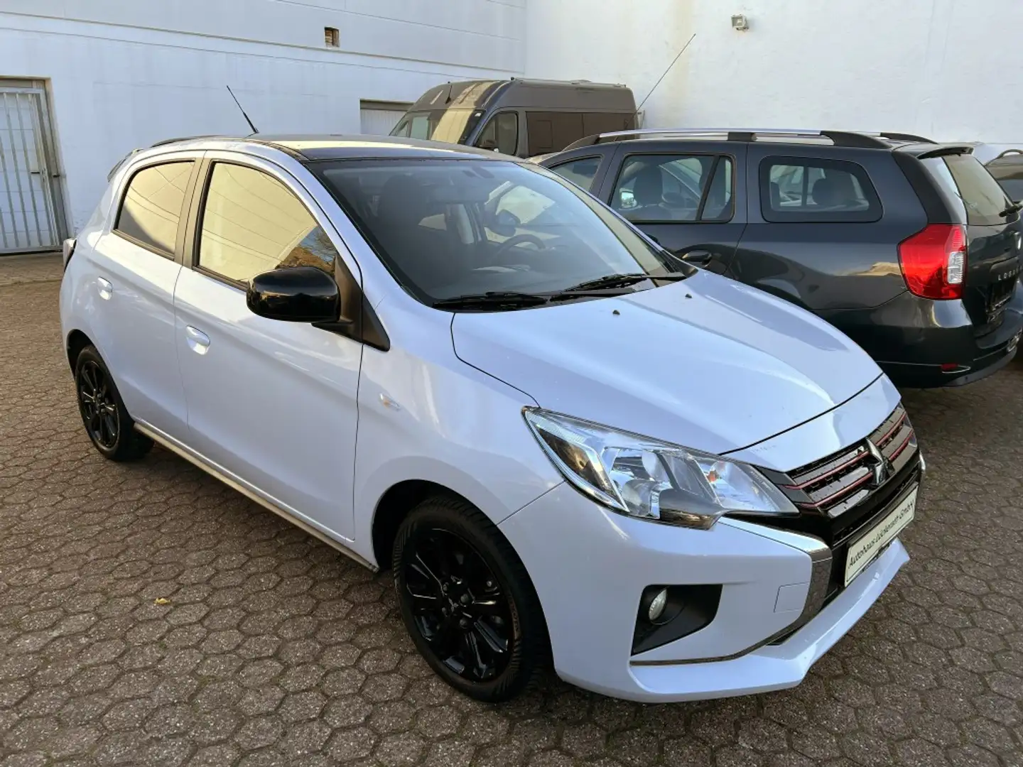 Mitsubishi Space Star Space Star AS&G 1.2 Spirit+ Black Blanc - 1