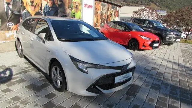 Toyota Corolla Touring Sports 1,8 Hybrid Active Drive