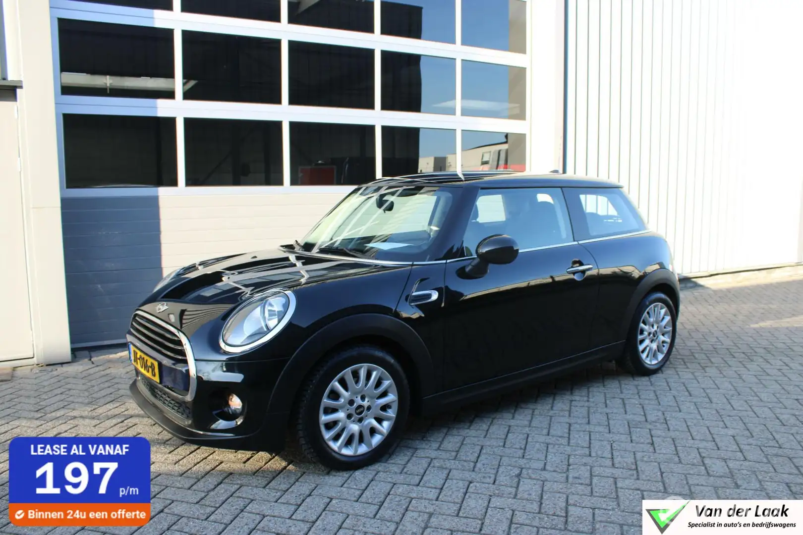 MINI Cooper Mini 1.5 Chili Serious Business | NL Auto | Naviga Zwart - 1