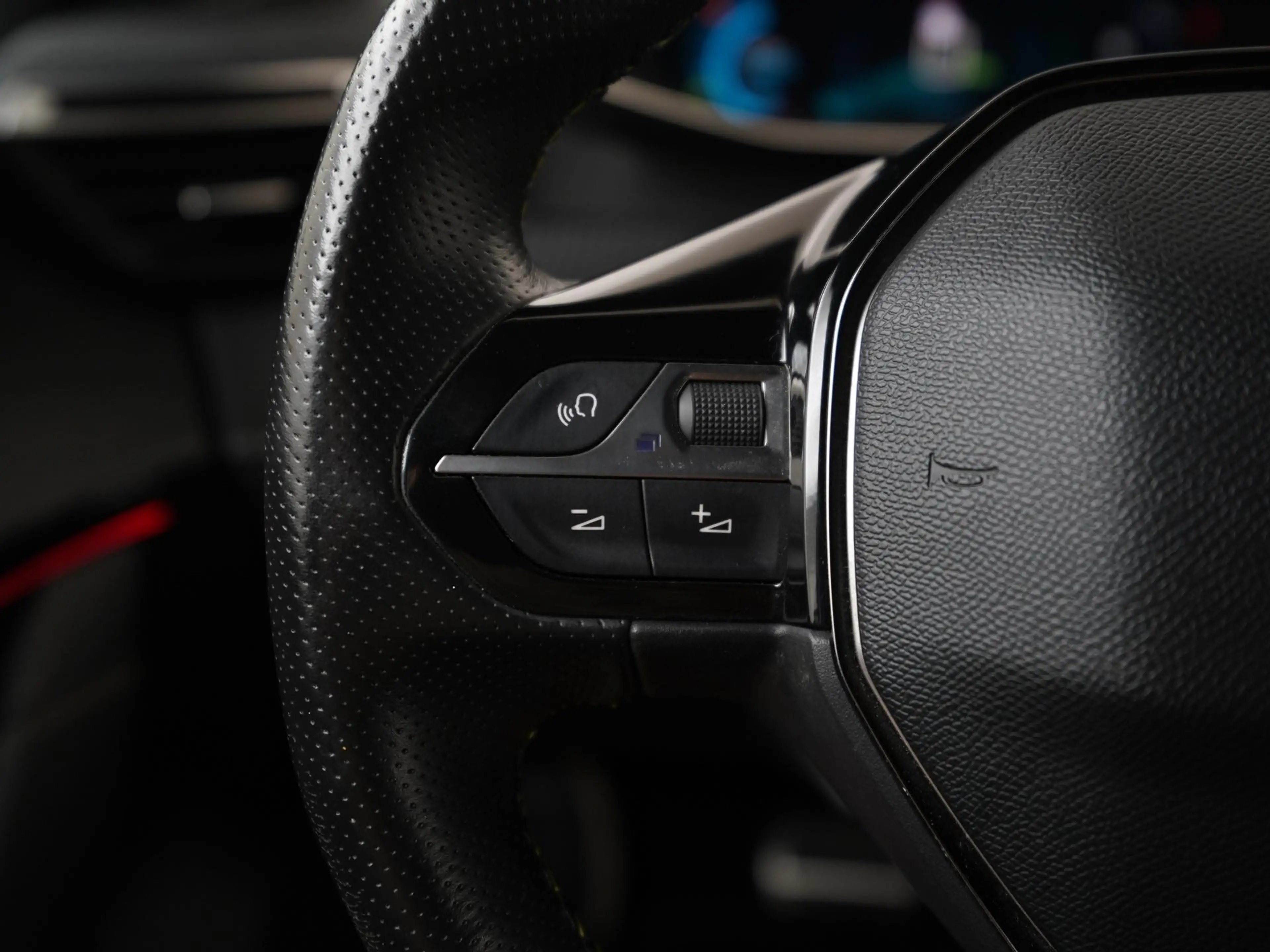 Peugeot e-208 EV GT 350 50 kWh | SOH 88% | Camera | Blind Spot | — photo 8