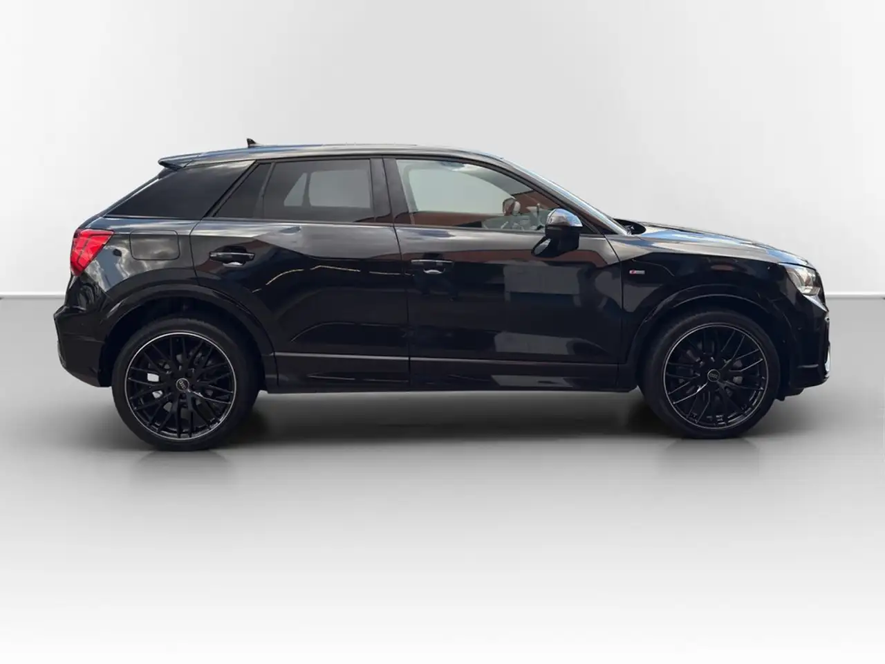 Audi Q2 35 TFSI S tronic S line PANO*MATRIX*NAV*SHZ*ACC..., миниатюра 5