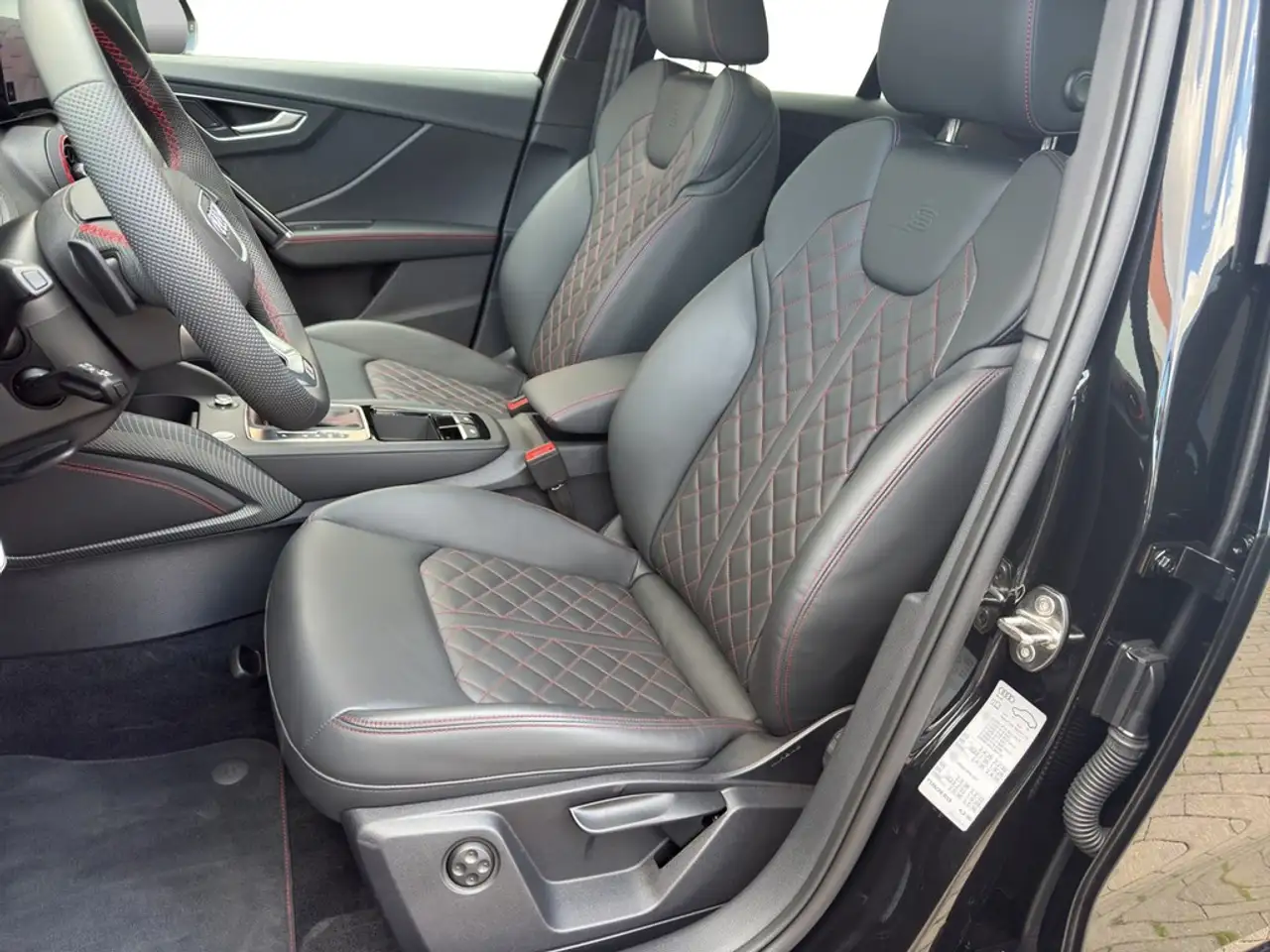 Audi Q2 35 TFSI S tronic S line PANO*MATRIX*NAV*SHZ*ACC..., миниатюра 14