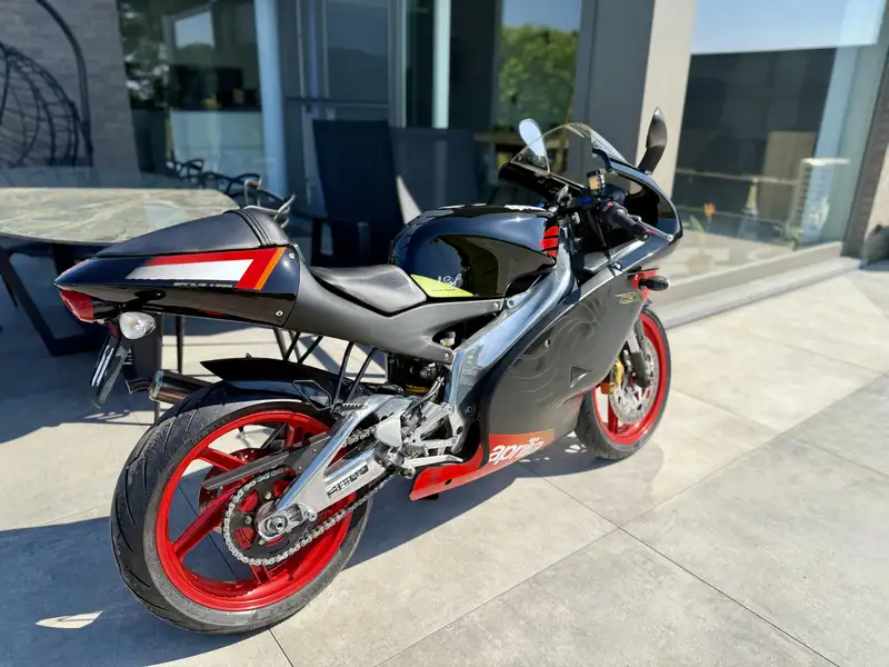 Aprilia RS 125 - foto 2