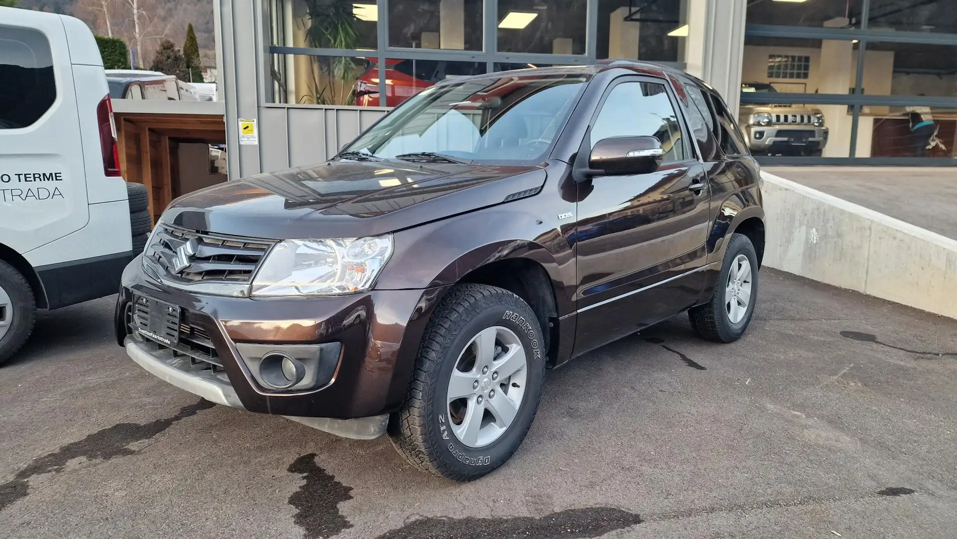 Suzuki Grand Vitara 1.9 DDiS Brun - 1