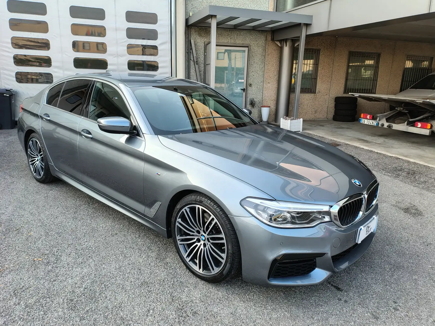 BMW 520 520d Msport auto Grigio - 2