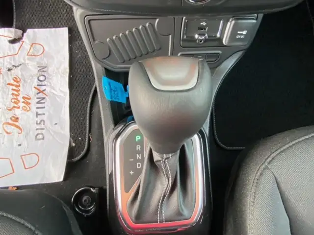 Jeep Renegade view 12
