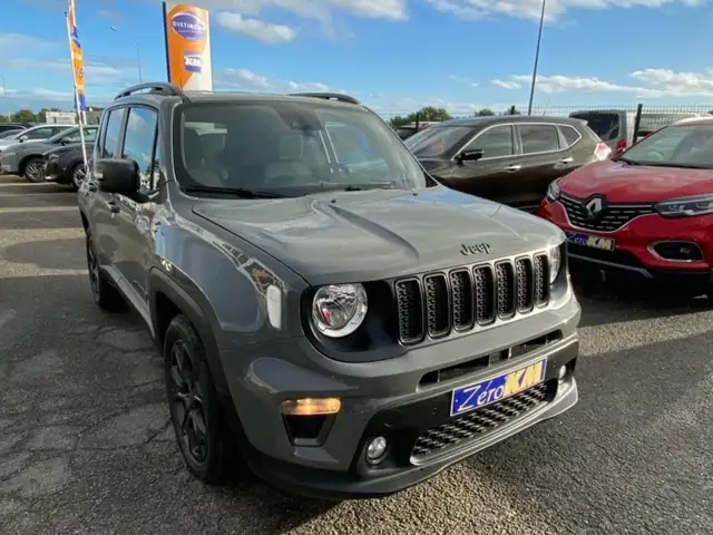 Jeep Renegade view 2
