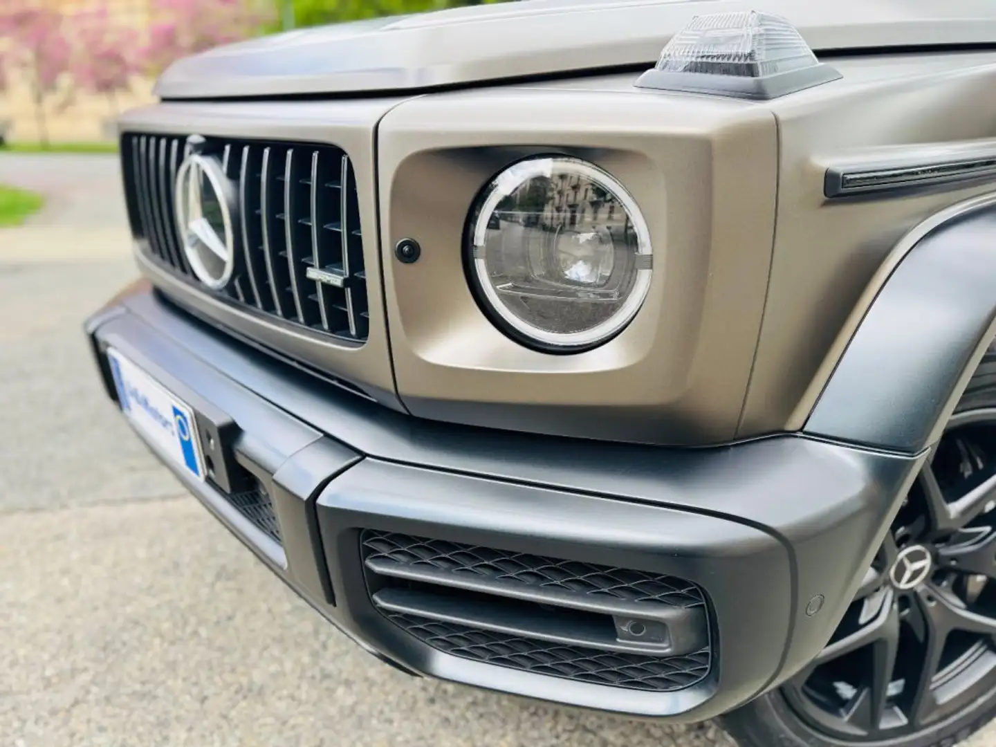 Mercedes-Benz G 63 AMG UFFICIALE GRIGIO MONZA MAGNO OPACO KM 29000! Šedá - 2