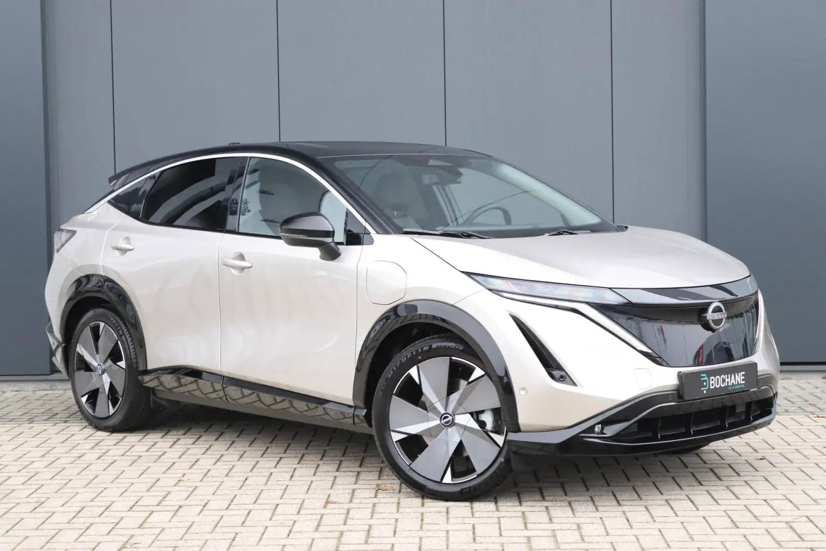 Nissan Ariya 66 kWh Evolve |20-inch Velgen| Panoramadak|  Two-T Gris - 2