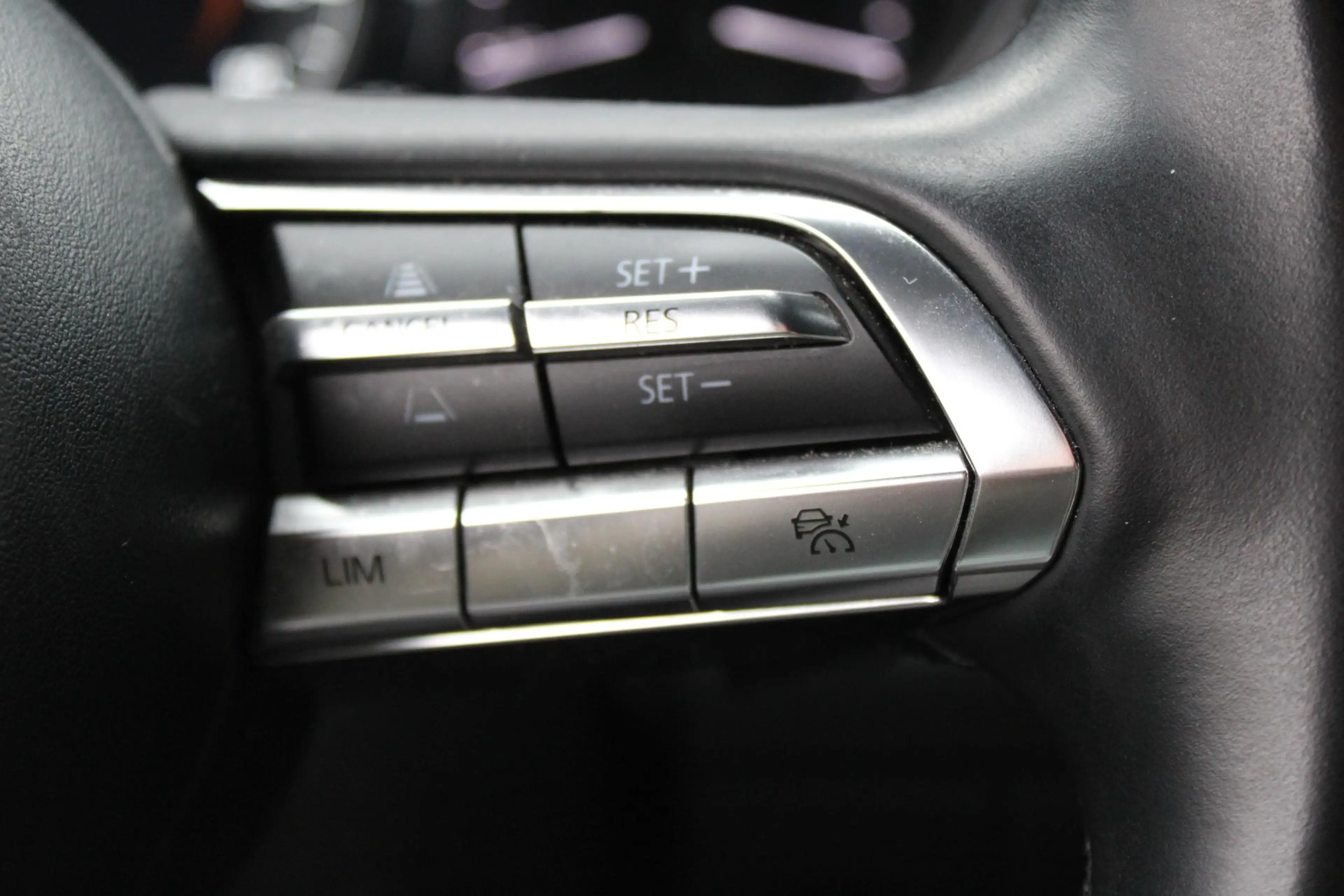 Mazda MX-30 e-SkyActiv EV 145 Exclusive-Line 36 kWh , Automaat — photo 17