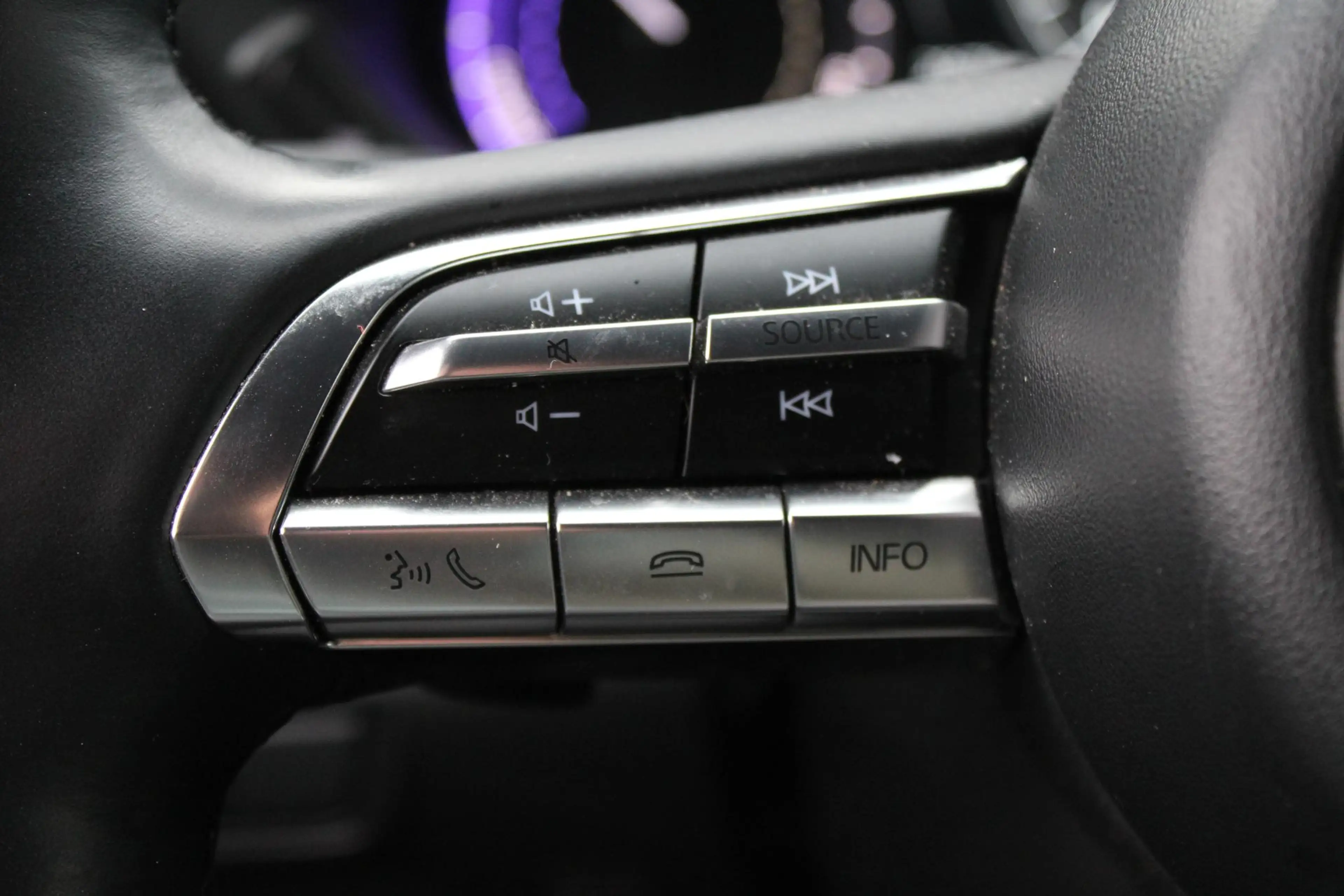 Mazda MX-30 e-SkyActiv EV 145 Exclusive-Line 36 kWh , Automaat — photo 16