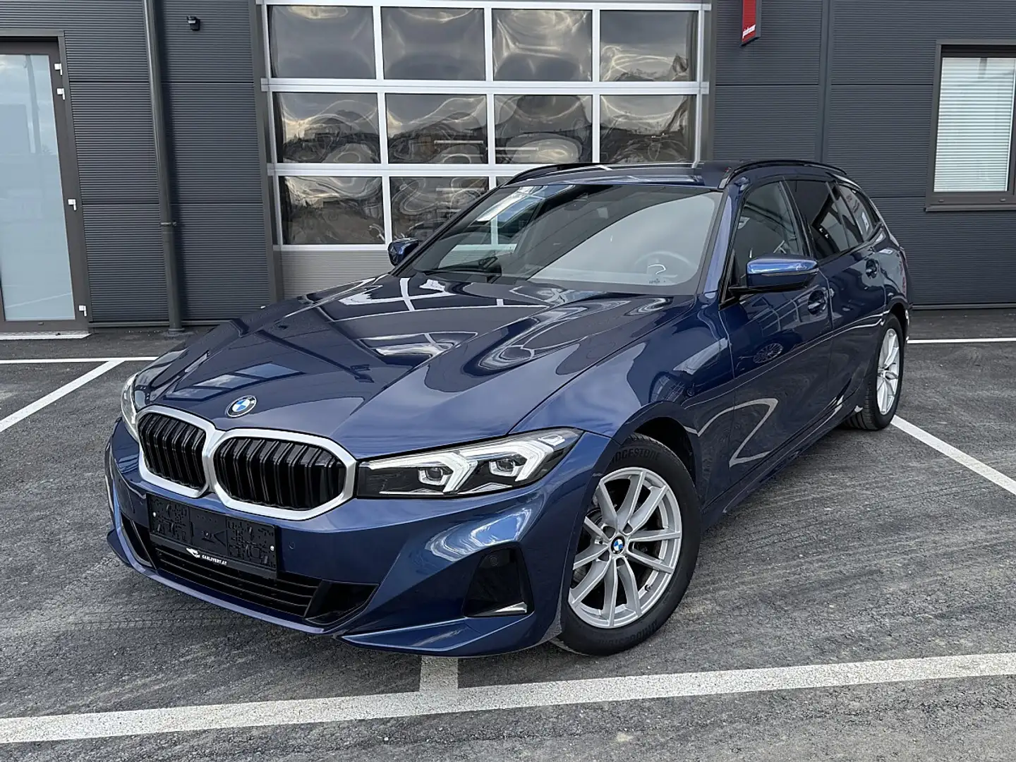 BMW 318 d 48 V Touring LED * H/K * DRIVINGASSISTANT * LED Blau - 1
