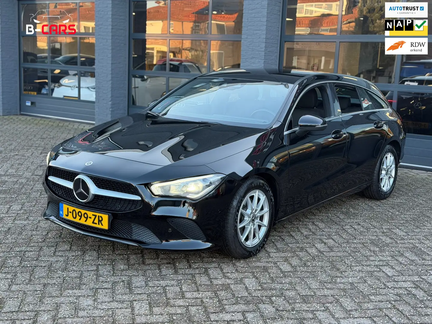 Mercedes-Benz CLA 180 Shooting Brake Solution Camera|Stoelvw|Lineass|Nap Noir - 1