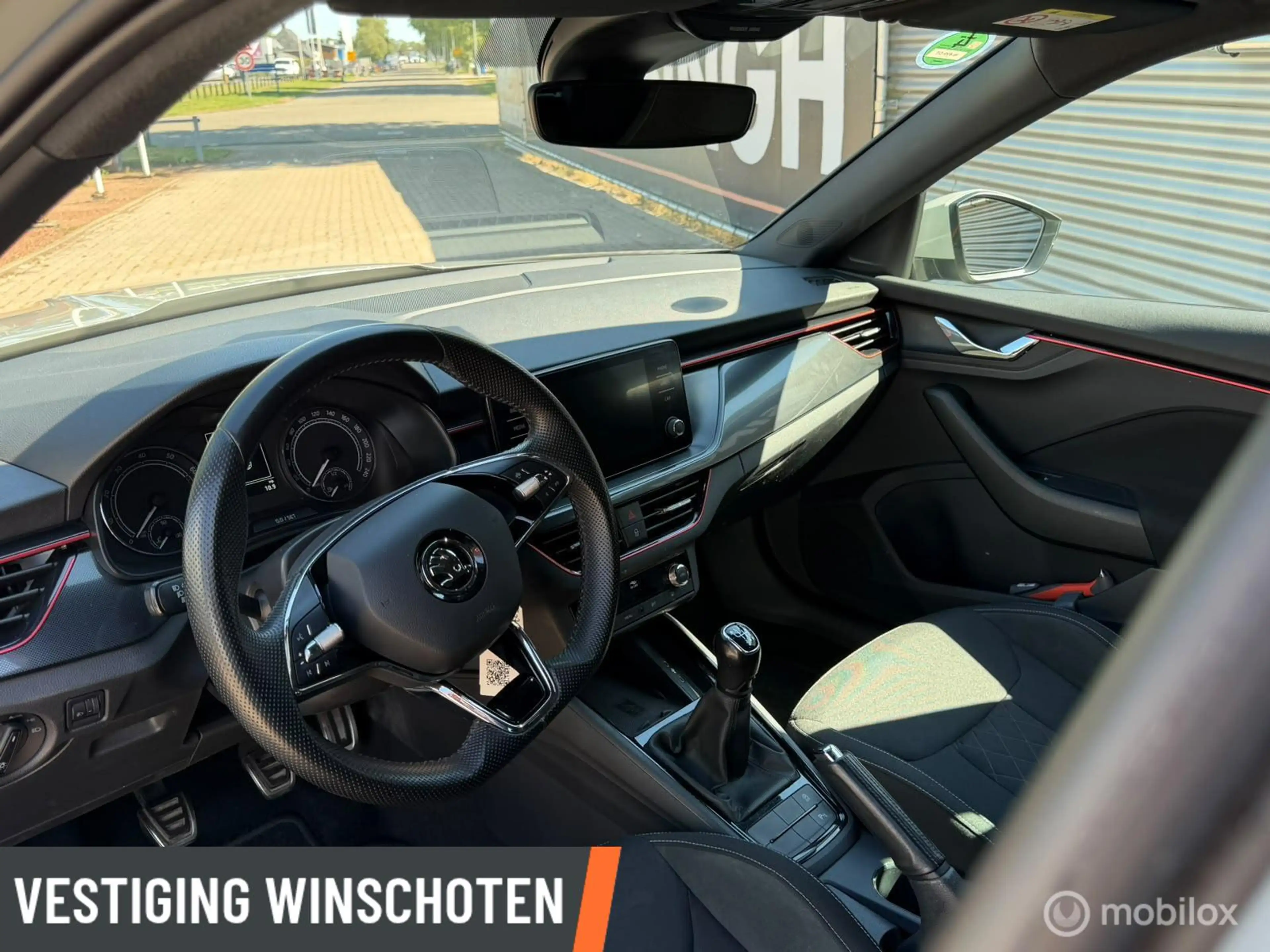 Skoda Kamiq 1.0 TSI Sport Business — photo 18