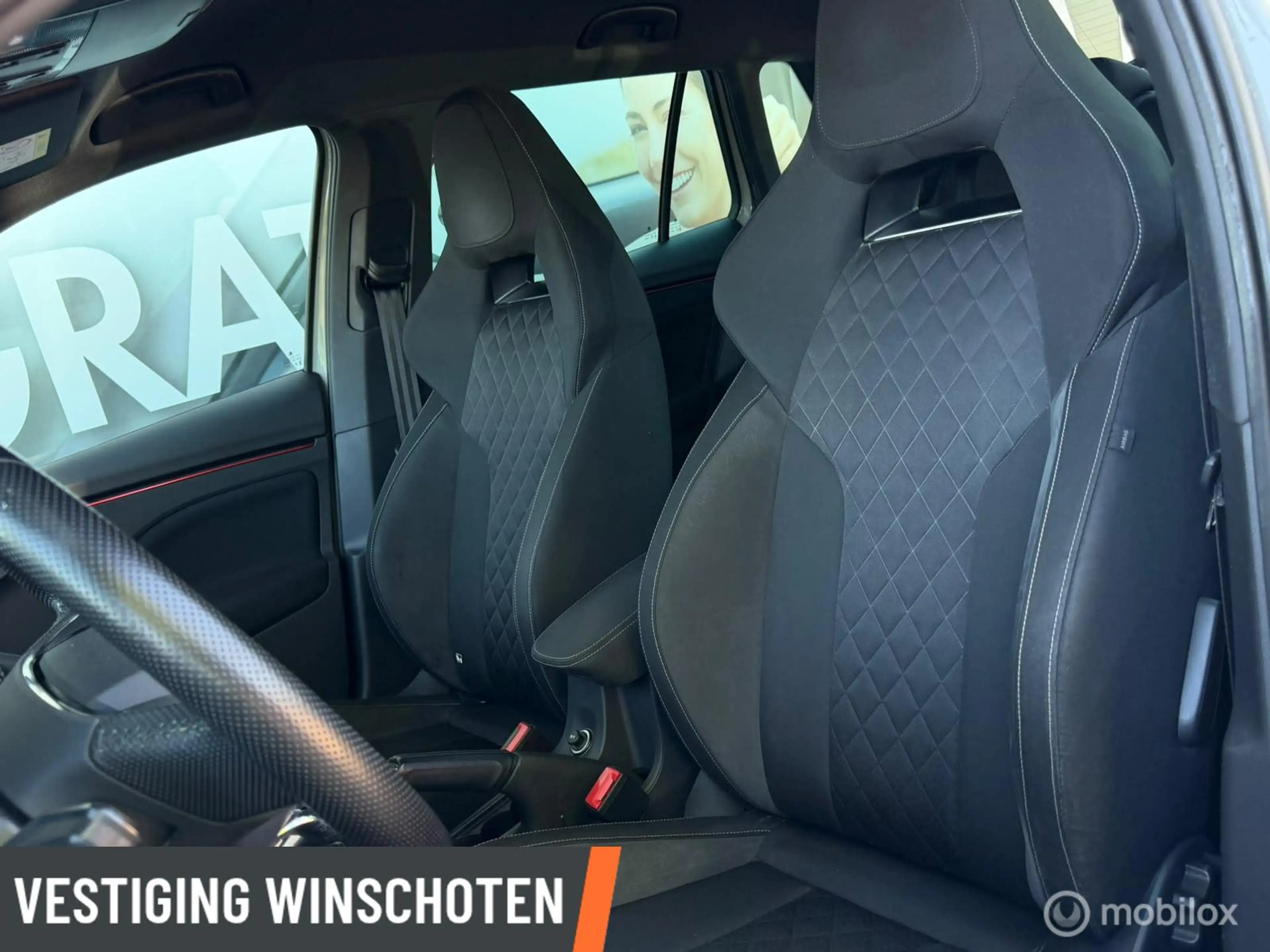 Skoda Kamiq 1.0 TSI Sport Business — photo 20