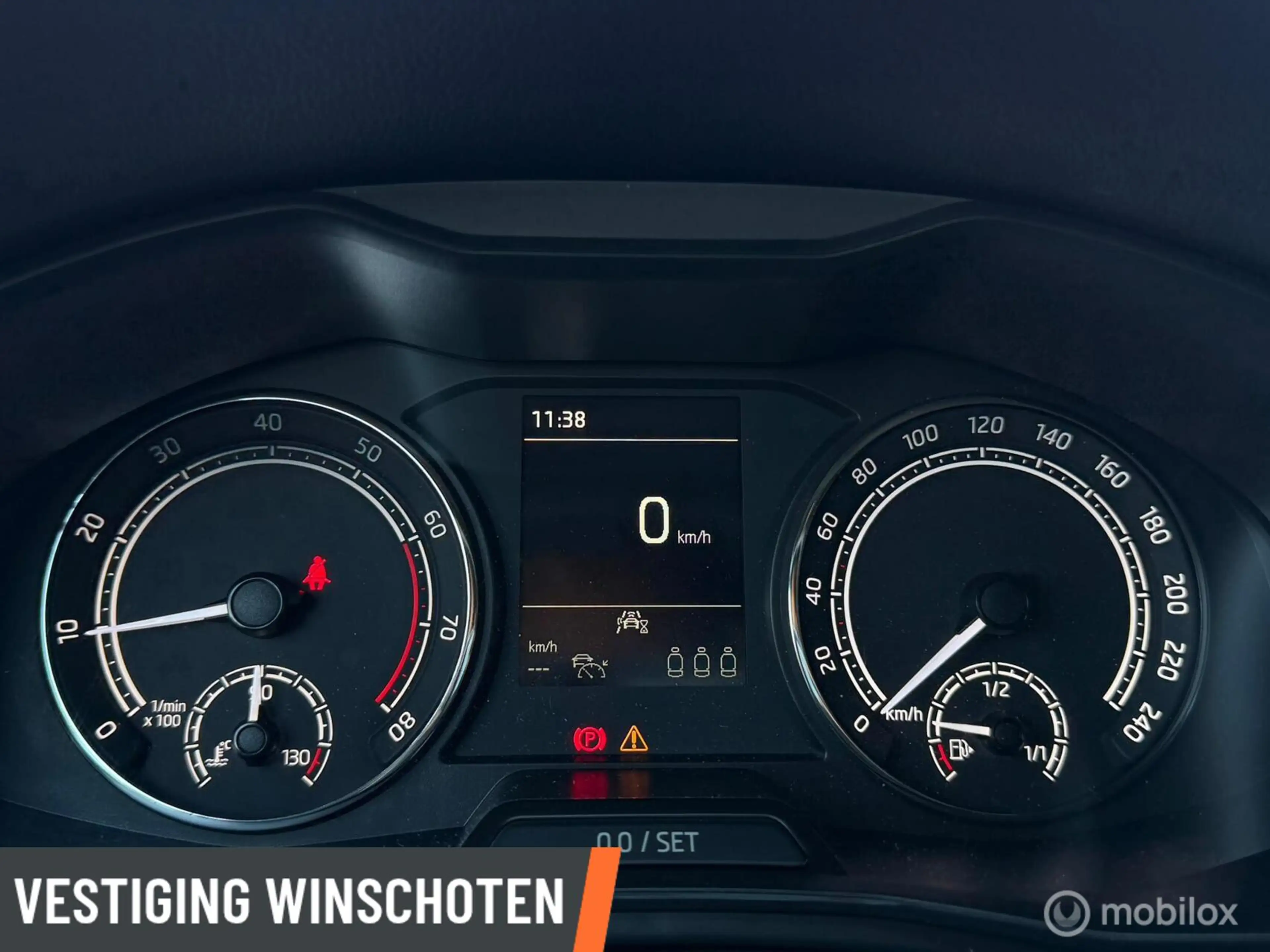 Skoda Kamiq 1.0 TSI Sport Business — photo 22