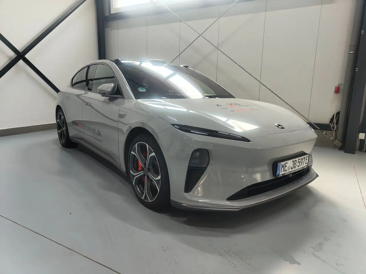NIO ET5