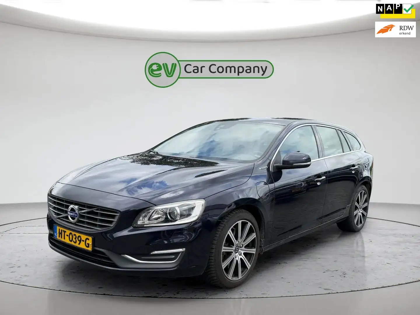 Volvo V60 2.4 D6 Twin Engine R-Design | Volleder | Trekhaak Blauw - 1
