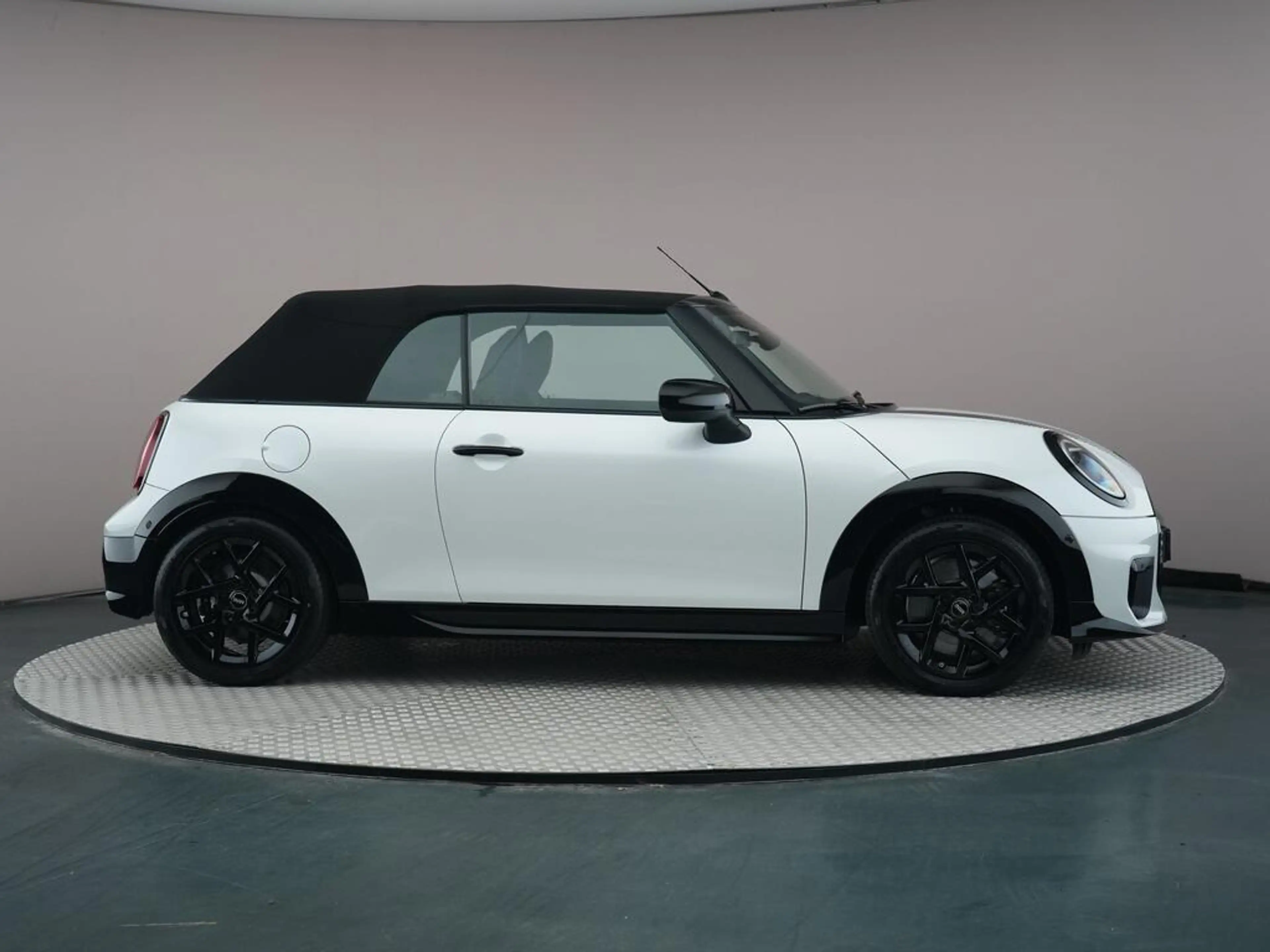 MINI Cooper C Cabrio 2.0 John Cooper Works M — photo 8