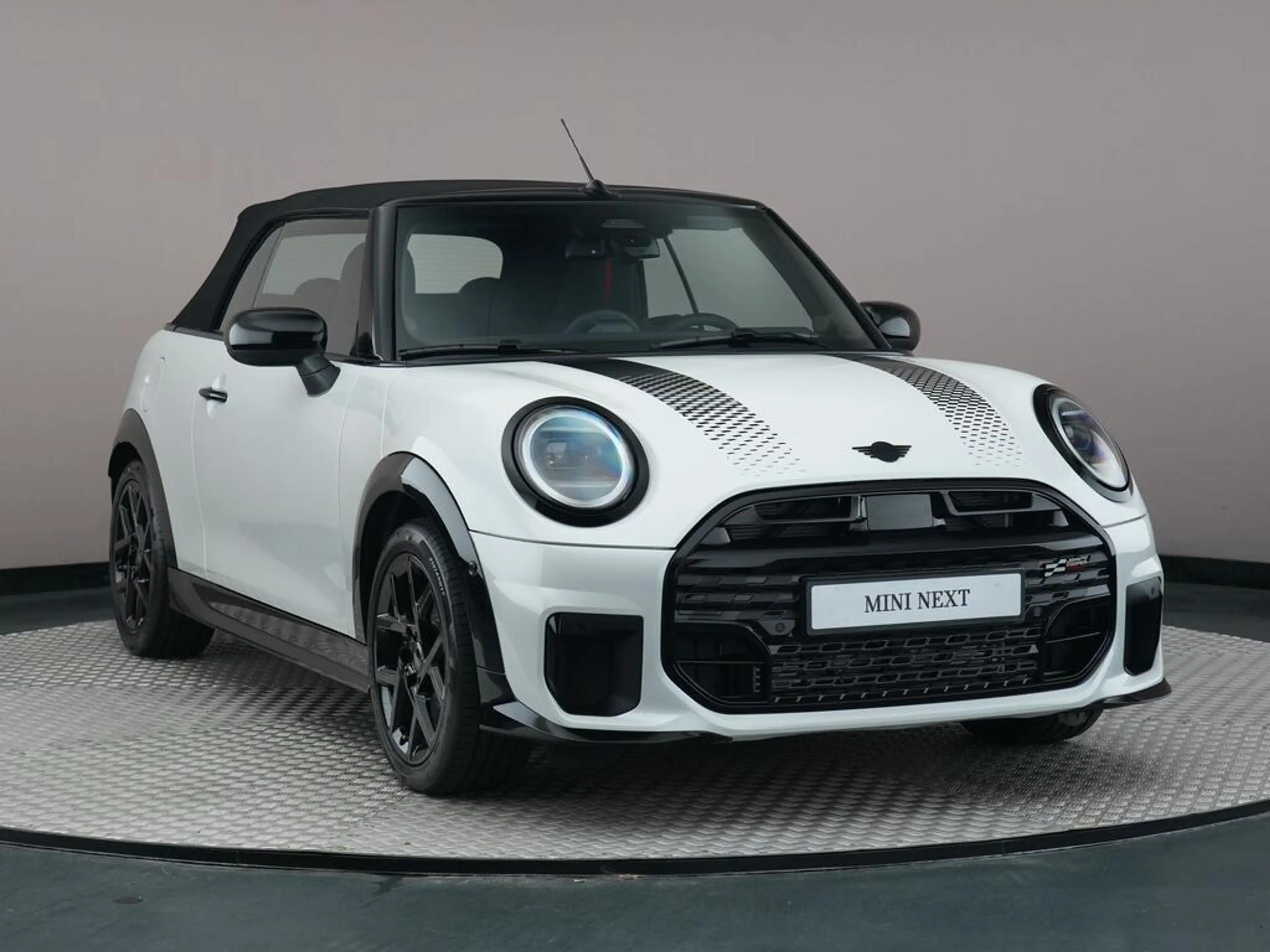 MINI Cooper C Cabrio 2.0 John Cooper Works M — photo 3