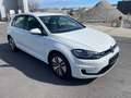 Volkswagen e-Golf 35,8kWh LED Navi Sitzheizung Weiß - thumbnail 4