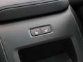 Volvo XC60 T6 PLUG-IN HYBRID AWD LONG RANGE PLUS DARK SCHUIFD Zwart - thumbnail 28