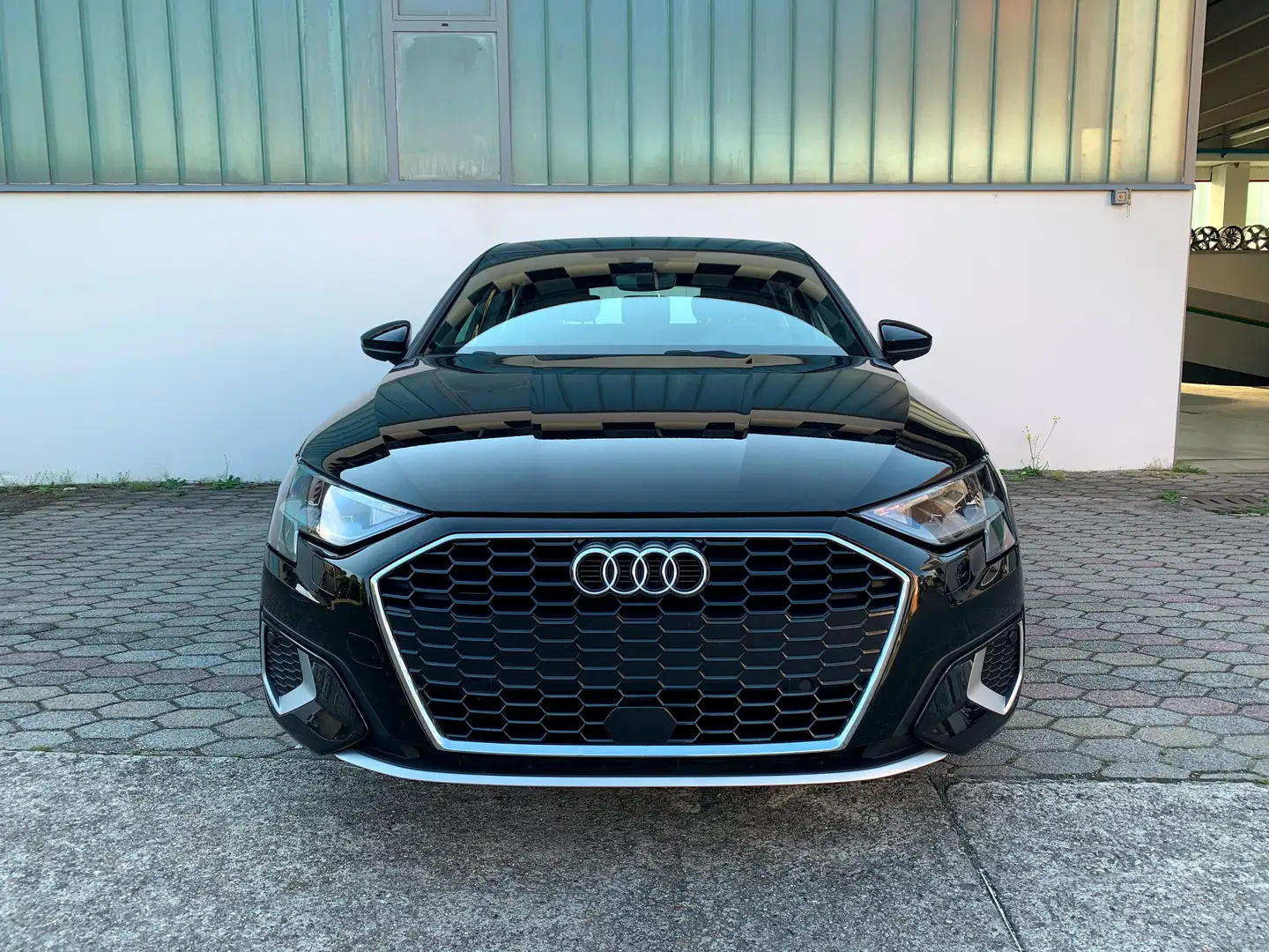 Audi A3 SPORTBACK 30 TFSI MHEV ADVANCED S-TRONIC Schwarz - 2